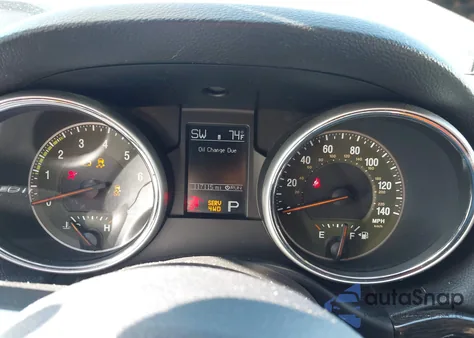 2011 Jeep Grand Cherokee Laredo from USA, damaged, VIN 1J4RR4GT0BC676013